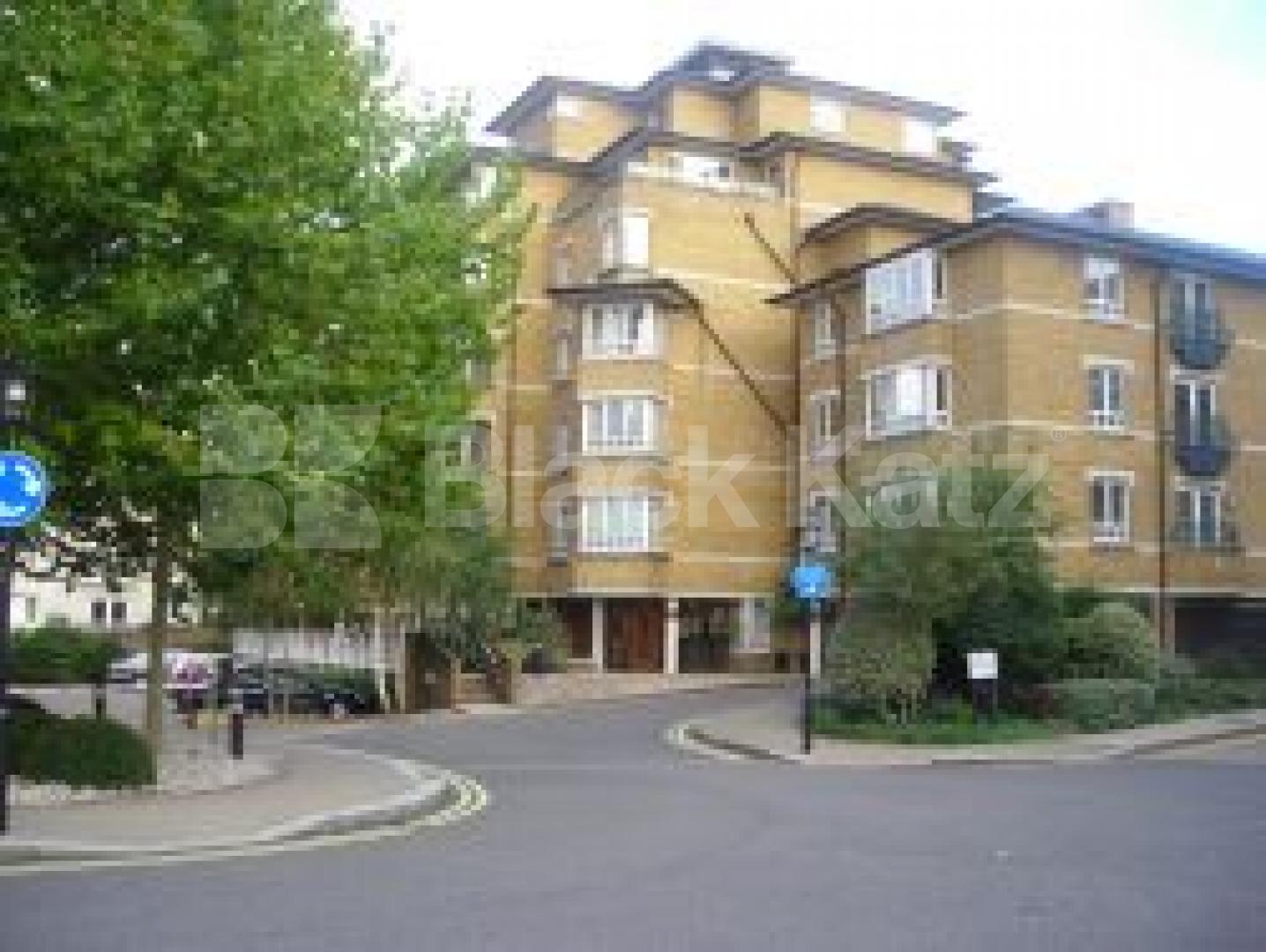 			NEW INSTRUCTION!, 1 Bedroom, 1 bath, 1 reception Flat			 Admiral Walk, MAIDA VALE